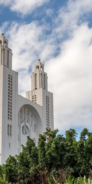 Vista della facciata della Cattedrale di Casablanca