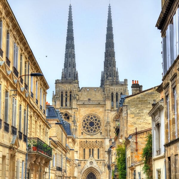 Vista della Cattedrale di San Andrea a Bordeaux